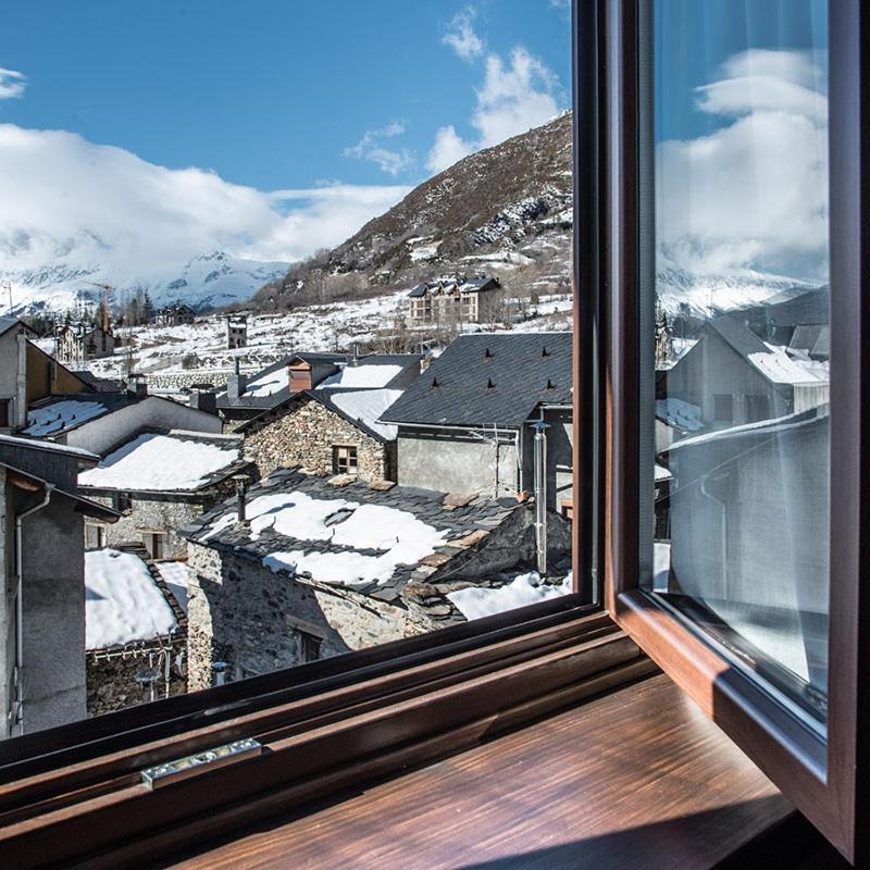 Hotel Boutique La Neu Benasque Exterior foto