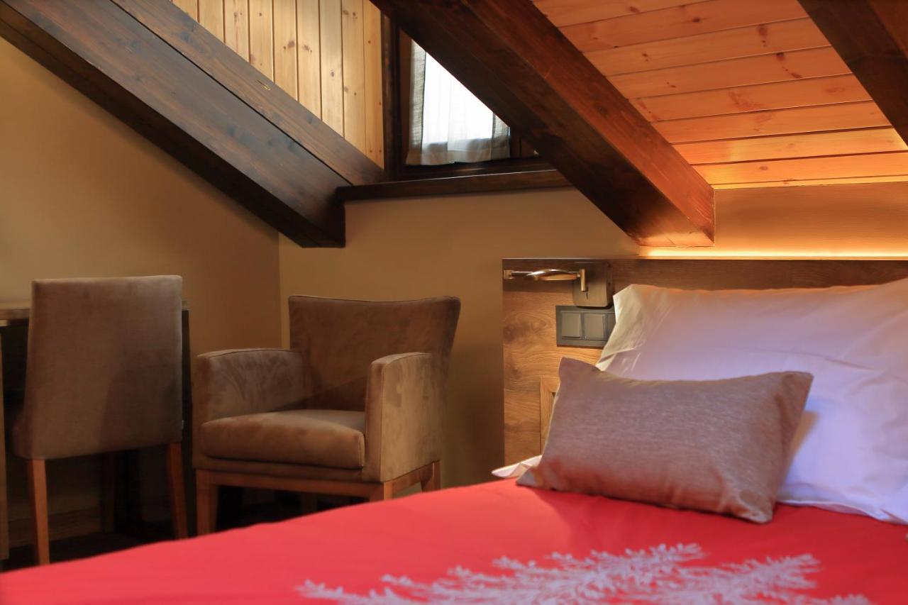 Hotel Boutique La Neu Benasque Exterior foto